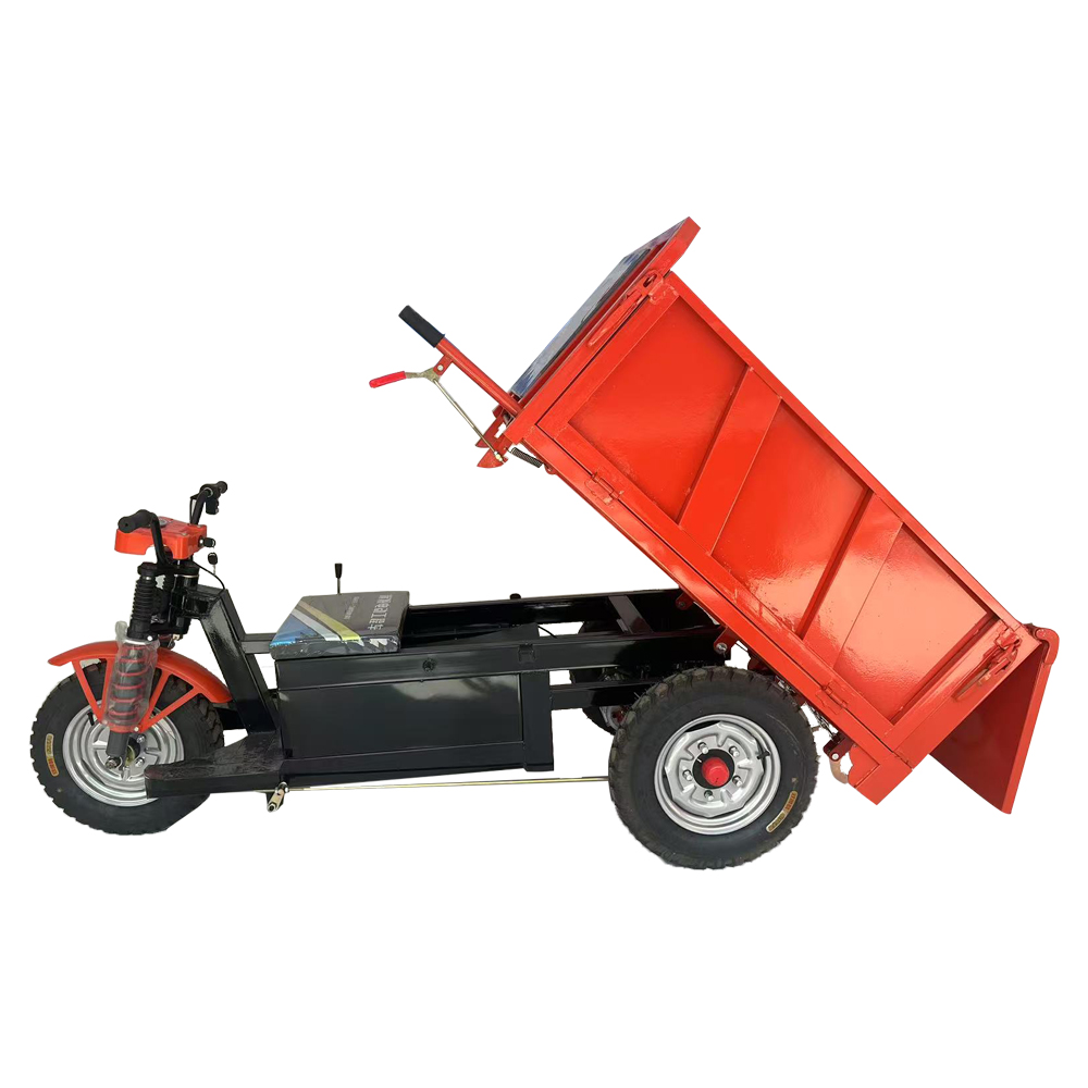 Electric engineering tricycle U-shaped sand pulling vehicle